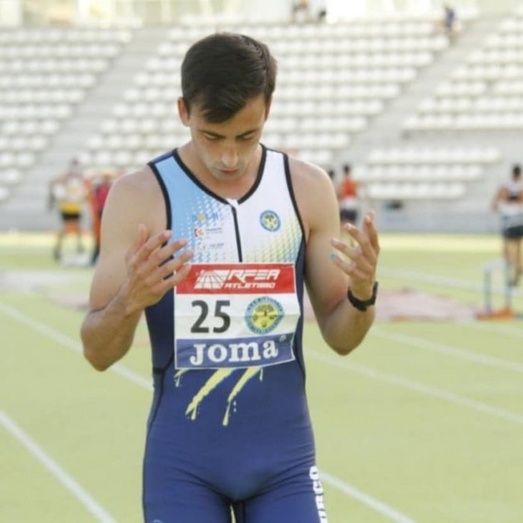 Carlos Martín se cuelga la medalla de bronce nacional con el triple salto de su vida