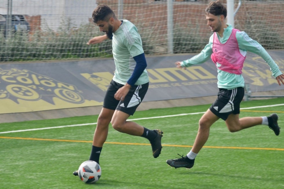 La cantera no pasa de los entrenamientos