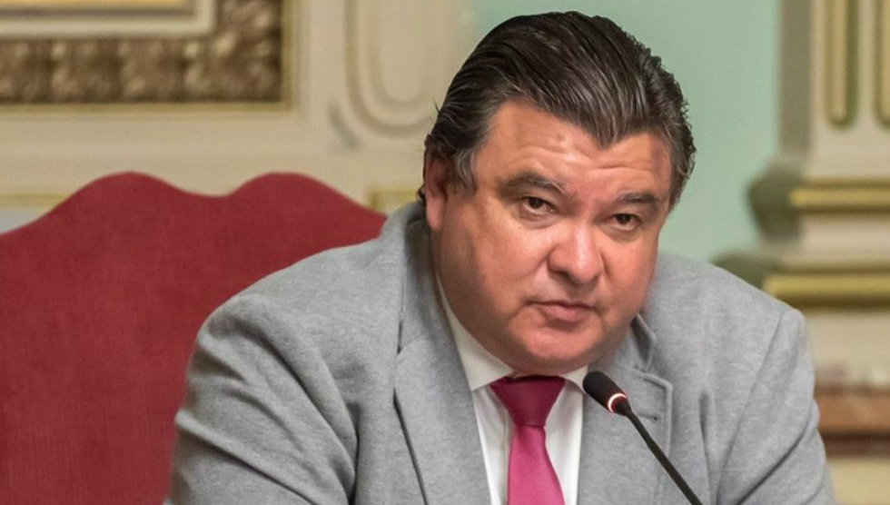 Cruz ve 'extremadamente grave' el cierre de la Unidad de Ictus y la falta de compromiso con el Materno Infantil