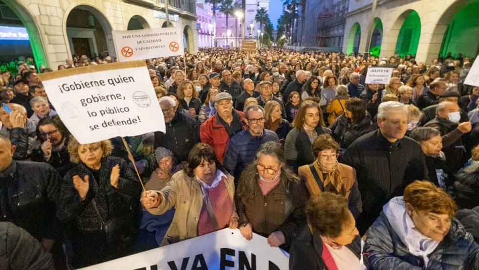 Huelva reclama una Unidad de Ictus completa para que nadie muera camino de Sevilla