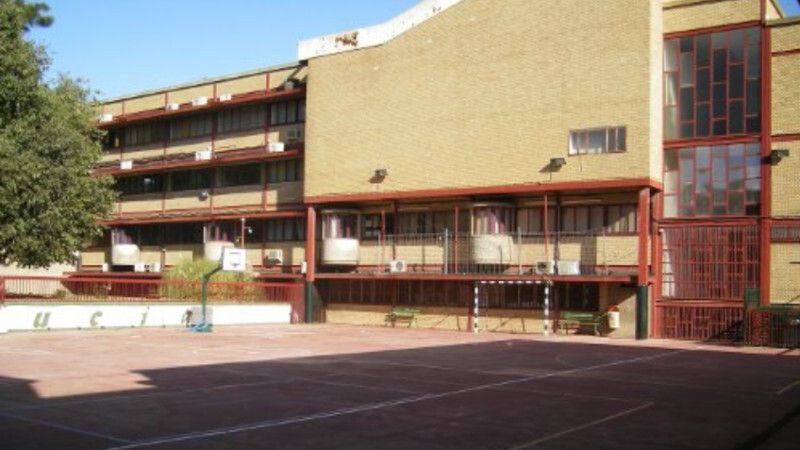 Alarma entre los padres del colegio Prácticas tras detectarse dos casos de sarna en el centro