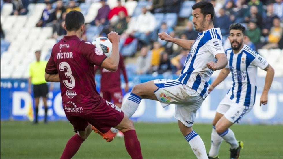 Hasta 13 jugadores diferentes de la plantilla del Recre han visto puerta