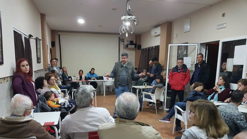 Los vecinos de la avenida Costa de la Luz y la calle Punta Umbría, en pie de guerra 'por los gorrillas, drogadictos y prostitutas'
