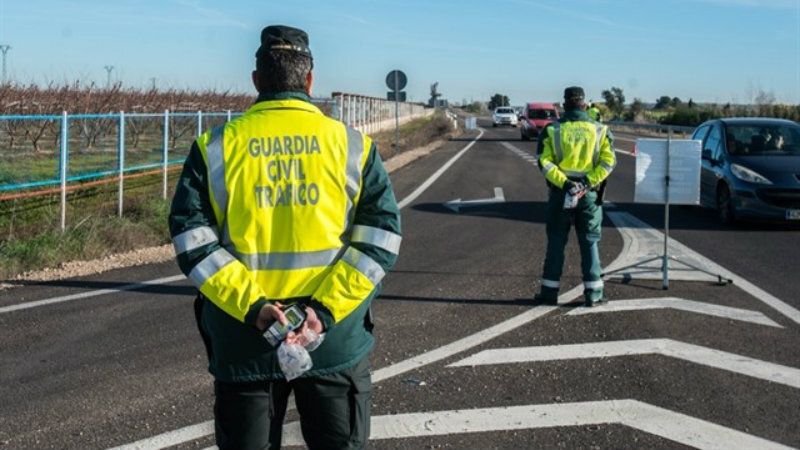 Evacuada en estado grave en helicóptero una mujer tras un accidente en Isla Cristina