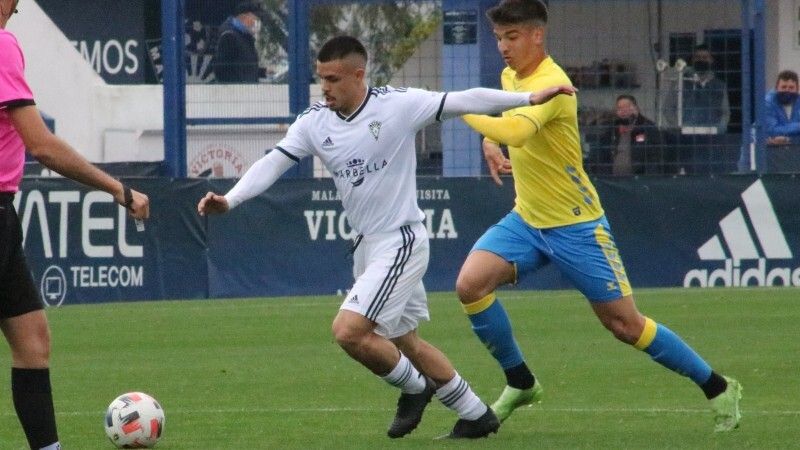 El empate entre el Marbella y Las Palmas Atlético beneficia al Recre en su agónica lucha
