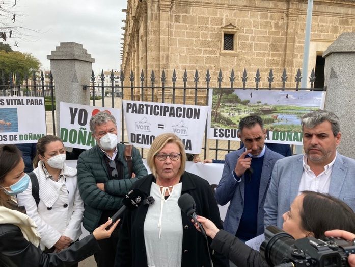 El Ayuntamiento de Almonte y agricultores locales acusan a la Junta de poner en peligro la agricultura sostenible y los regadíos de Doñana