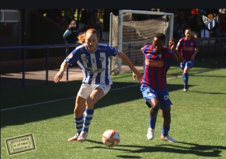 Hannah Keane relanza con un soberbio doblete al Sporting Huelva (1-2)