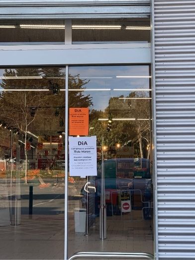 El runrún: Guerra, cierre y paro para los empleados de un súper onubense
