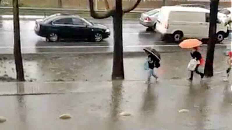 La Costa y el Condado concentran las incidencias por las fuertes lluvias de esta tarde