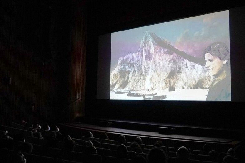 Un documental analiza las distintas facetas creativas de Zenobia Campubrí