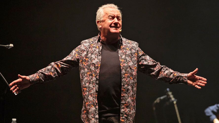 Víctor Manuel trajo un pedazo de Asturias a la Casa Colón