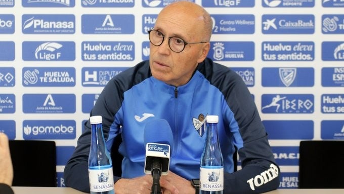 El Sporting Huelva no acepta la dimisión de Antonio Toledo y pide 'unidad y apoyo en estos momentos difíciles'