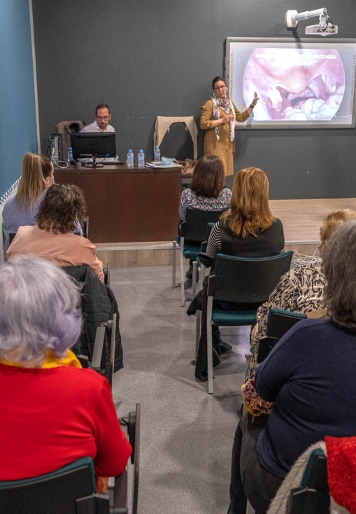 El hospital Quirónsalud Huelva acogió la I Jornada sobre Endometriosis y Fertilidad