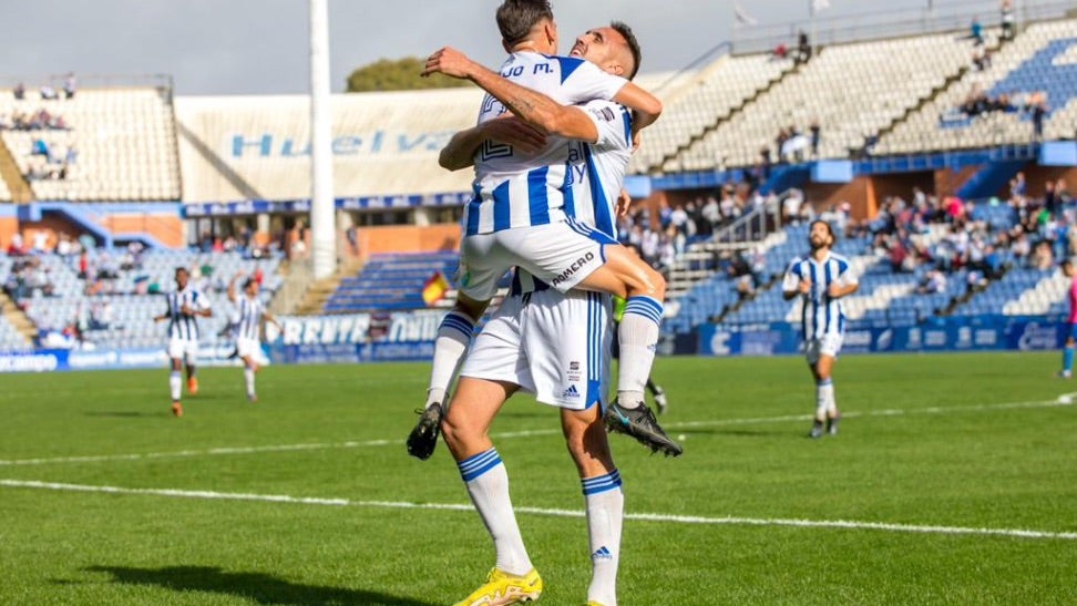 Cartagena B-Recreativo: Así fue el doblete salvador de Caballero