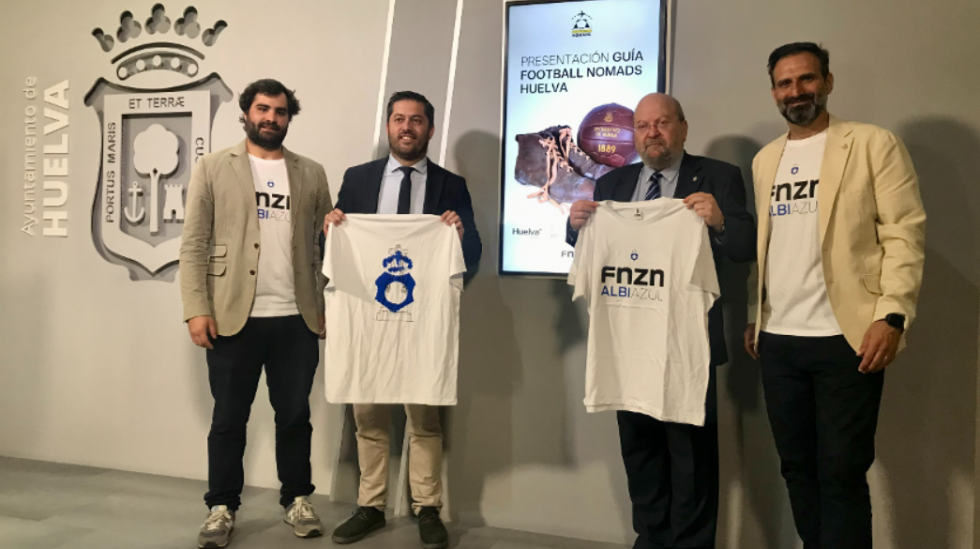 Lanzan la primera guía turística de Huelva dirigida a aficionados al fútbol