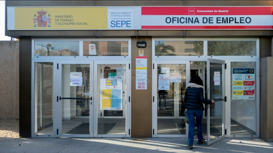 Esta es la prestación a la que puedes acceder si tienes más de 45 años y llevas más de un año en paro