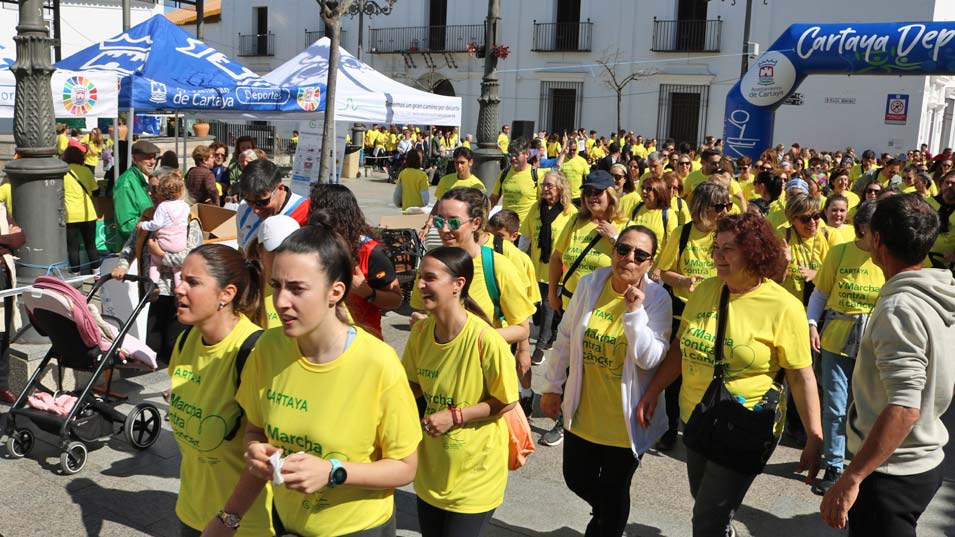 Marea amarilla contra el cáncer en Cartaya