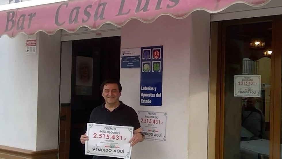 El único boleto acertante de Primera Categoría de la Bonoloto deja 2,5 millones de euros en la cafetería Casa Luis de Gibraleón