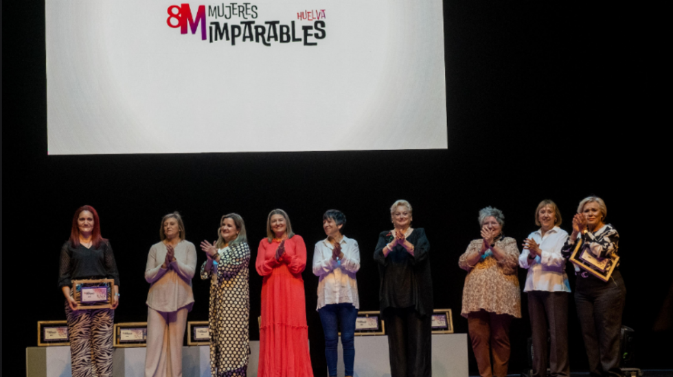 Reconocimiento a 18 'Mujeres Imparables' en la defensa de la igualdad