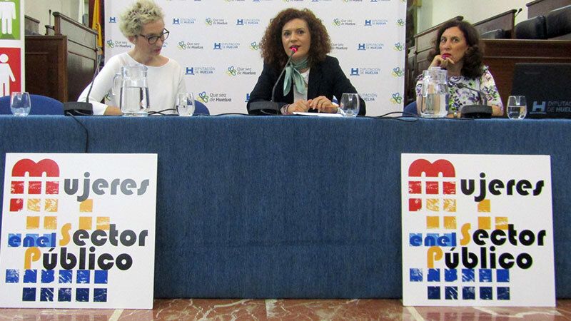La Diputación presenta la primera asociación que aglutina a las empleadas públicas