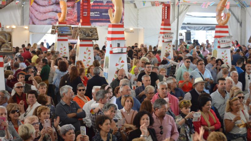 La XXV Feria de la Gamba, la Chirla y el Boquerón de Punta Umbría 'desborda todas las previsiones'