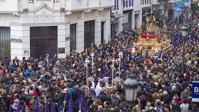 Cambios en horarios e itinerarios para tratar de capear el temporal