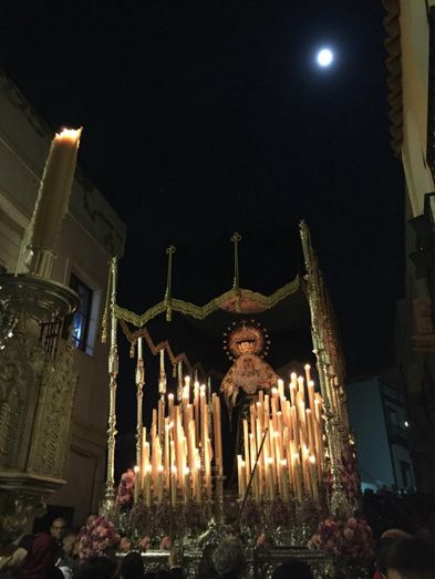 La Sagrada Lanzada y la Esperanza del Mar procesionan por las calles de Ayamonte