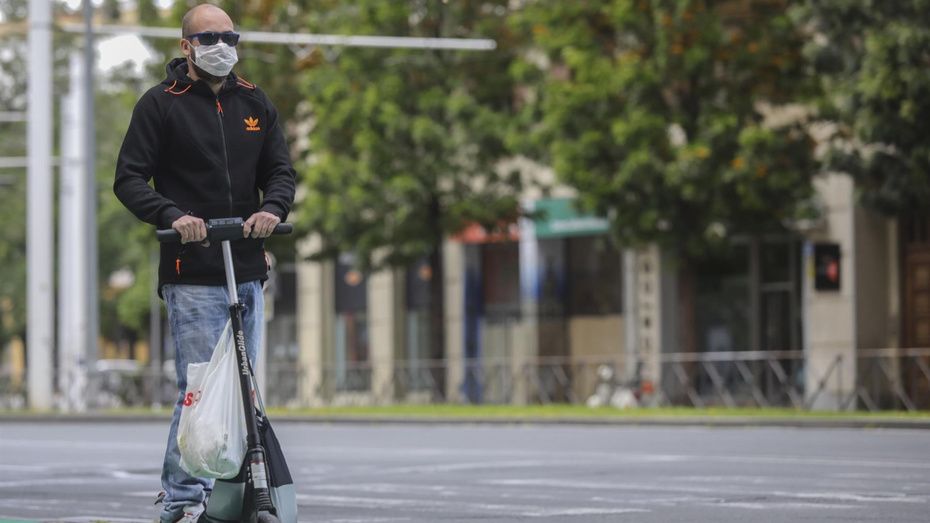 Convocan a los andaluces a guardar tres minutos de silencio este domingo antes del aplauso diario