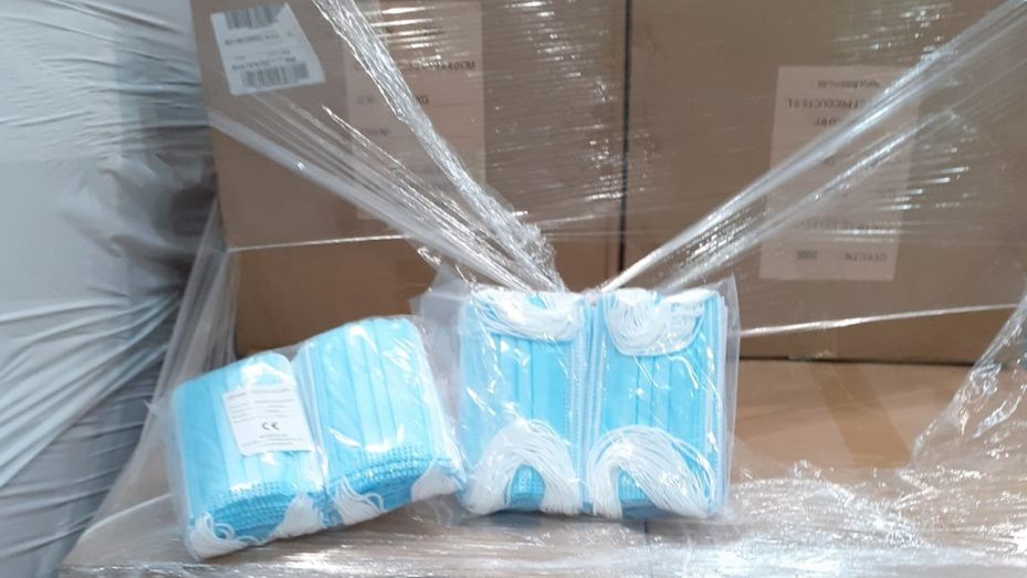 El Gobierno distribuirá en Huelva 116.000 mascarillas para los trabajadores en los principales nodos de transporte
