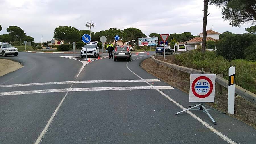 Casi 600 controles desde el lunes por romper el confinamiento en El Rompido y Nuevo Portil