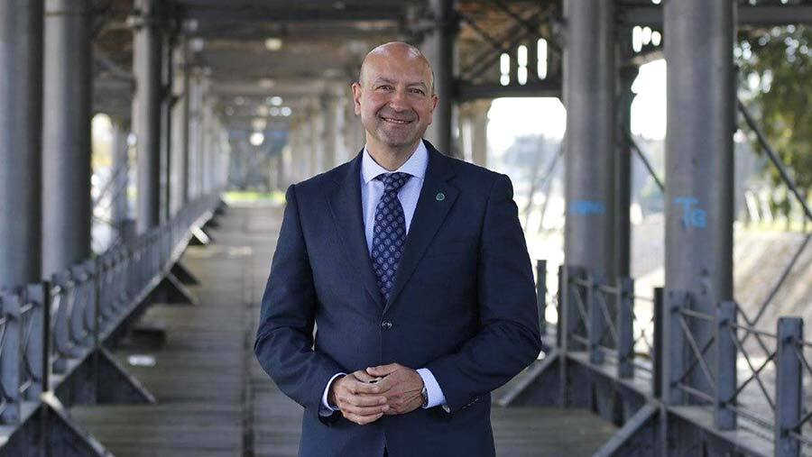 Experto de la UHU asegura que los ERTE 'no servirán de nada si el parón se prolonga mucho más'