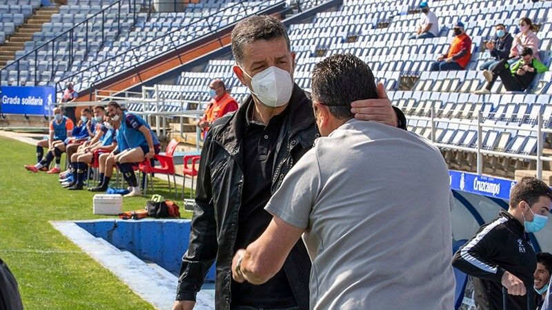 Héctor Sandroni: 'Me alegro por Álex Zambrano, que ha pasado un momento difícil al terminar el partido'