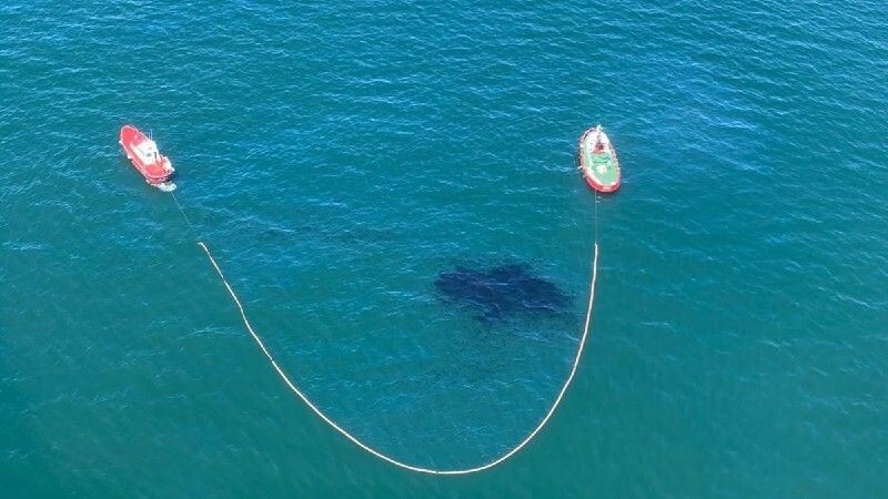 Investigadores barajan un vertido ilegal como posible origen de la mancha de hidrocarburo en la Costa