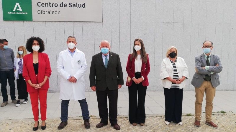 Jesús Aguirre inaugura el nuevo centro de salud de Gibraleón y visita las obras del Hospital de Riotinto