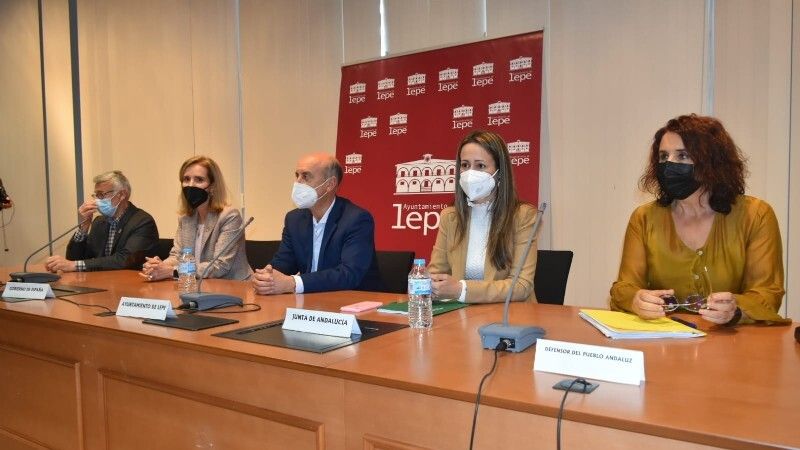El Plan de Erradicación del Chabolismo incluye el ofrecimiento de suelo municipal para construir un complejo de alojamiento temporal