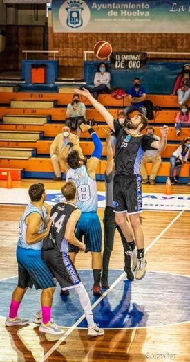 Huelva Comercio y Ciudad de Huelva buscan dar primero en 'el play-off' de ascenso a LEB Plata