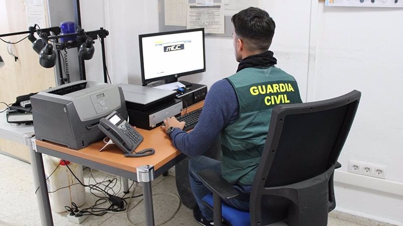 Detenido el presunto autor del robo del coche que cayó desde un puente en Campofrío