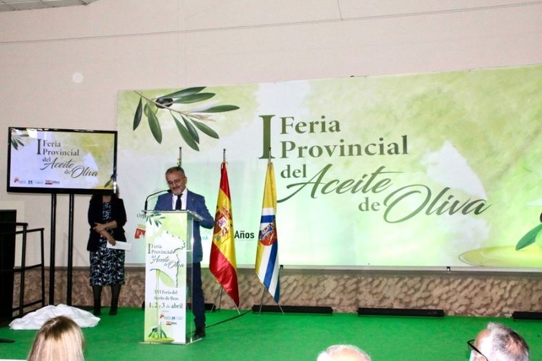 El sector oleícola onubense se cita en Beas de la mano de Diputación con la primera Feria Provincial del Aceite de Oliva