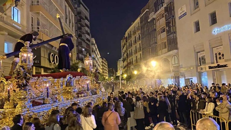 El Nazareno reconquista el alba