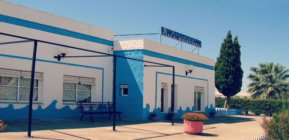 Los contagios en residencias de la provincia bajan un 71% en dos meses y pasan de 299 casos a 86