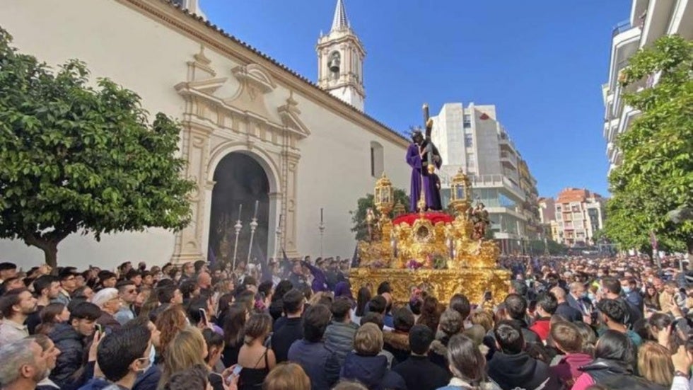 Dónde ver la Hermandad del Nazareno en la Madrugá de Huelva