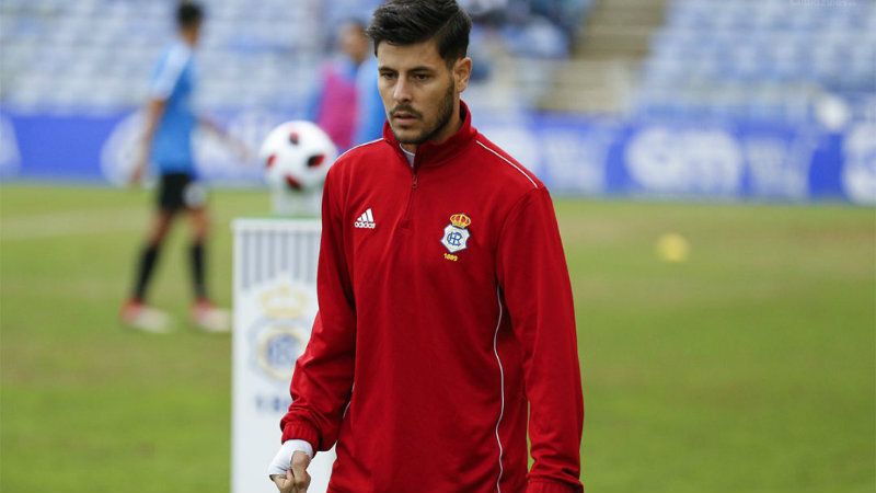 Pablo Andrade estará en Sanlúcar y Carlos Martínez es duda por un golpe en la tibia