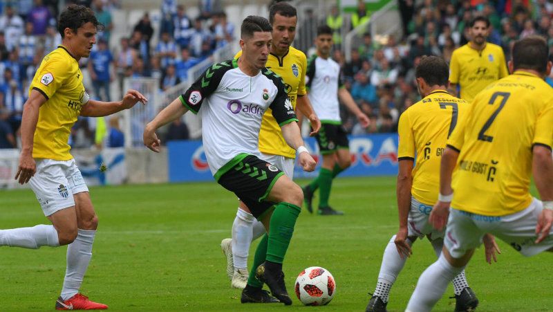Gana el Melilla, empata el Racing de Santander y pierden el Cartagena y el Badajoz