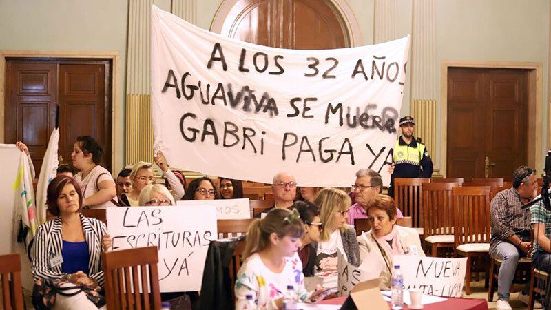 Aguaviva, con el agua al cuello