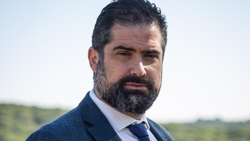 “Yo valoro a la gente que tiene ganas de trabajar por mi pueblo y las siglas las dejo aparte”