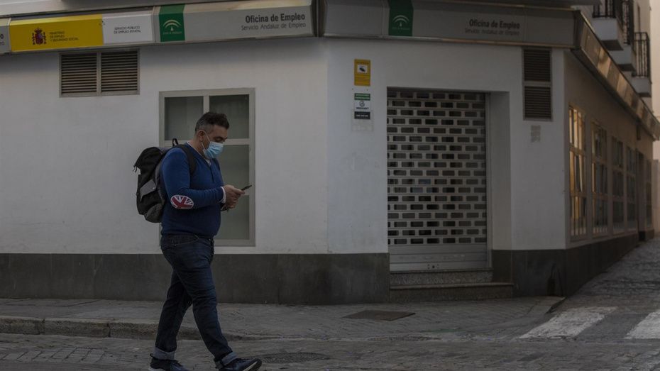 Los trabajadores temporales que se queden en paro durante el estado de alarma podrán pedir una ayuda de 430 euros