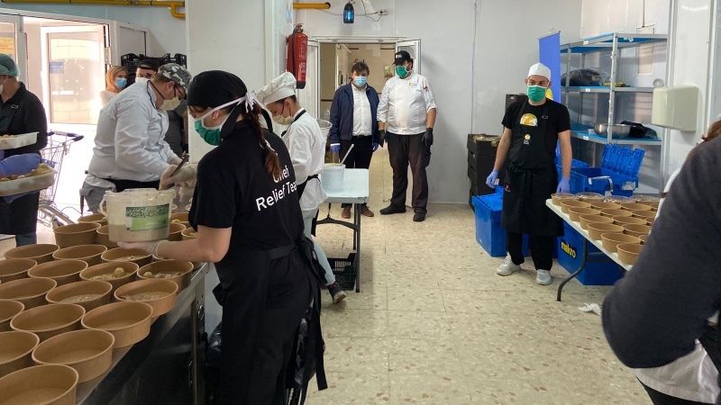 Trasladan a la escuela de hostelería Virgen de Belén la cocina del World Central Kitchen