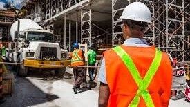 La FOE y UGT retoman la jornada completa en la construcción y 'lamentan' la desvinculación de CCOO