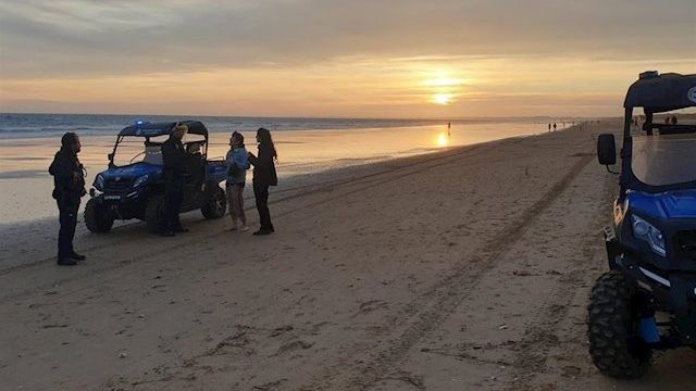 Alcaldes de la costa de Huelva, a favor de abrir las playas al turismo el 25 de mayo pero con 'recursos'