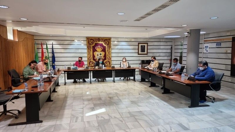 Punta Umbría pide a la Junta a las puertas del verano que repare la autovía a Huelva